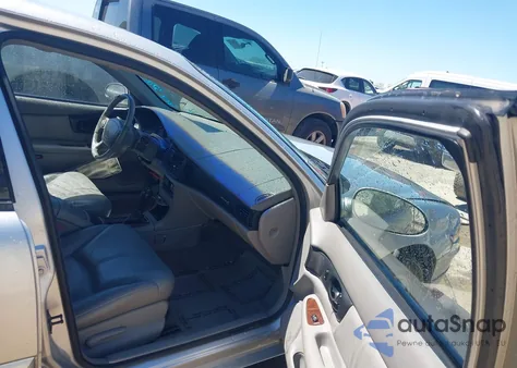 2001 Buick Regal Ls from USA, damaged, VIN 2G4WB55K511328754